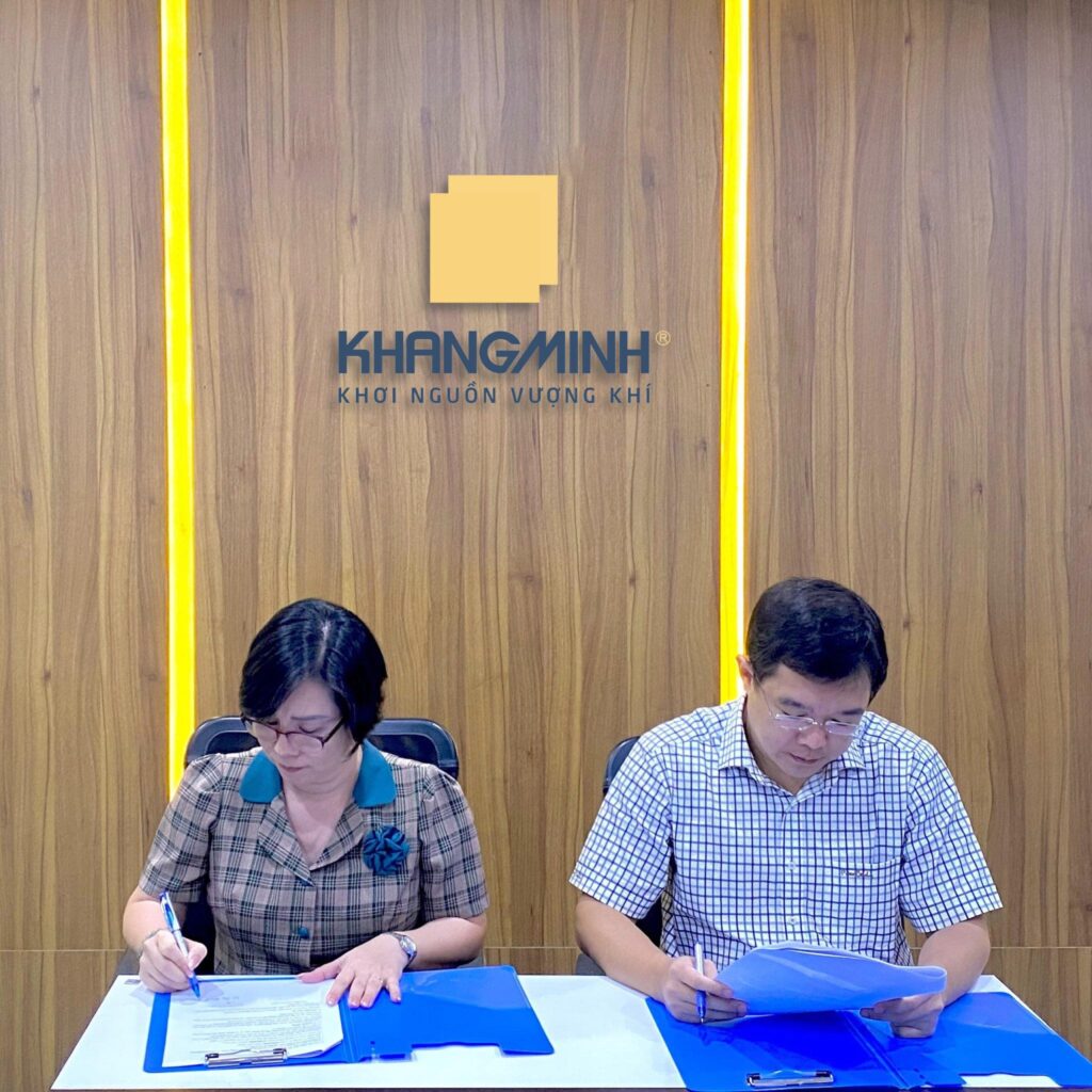 Lễ ký kết hợp tác giữa Khang Minh và Phong thủy Huyền Lê
